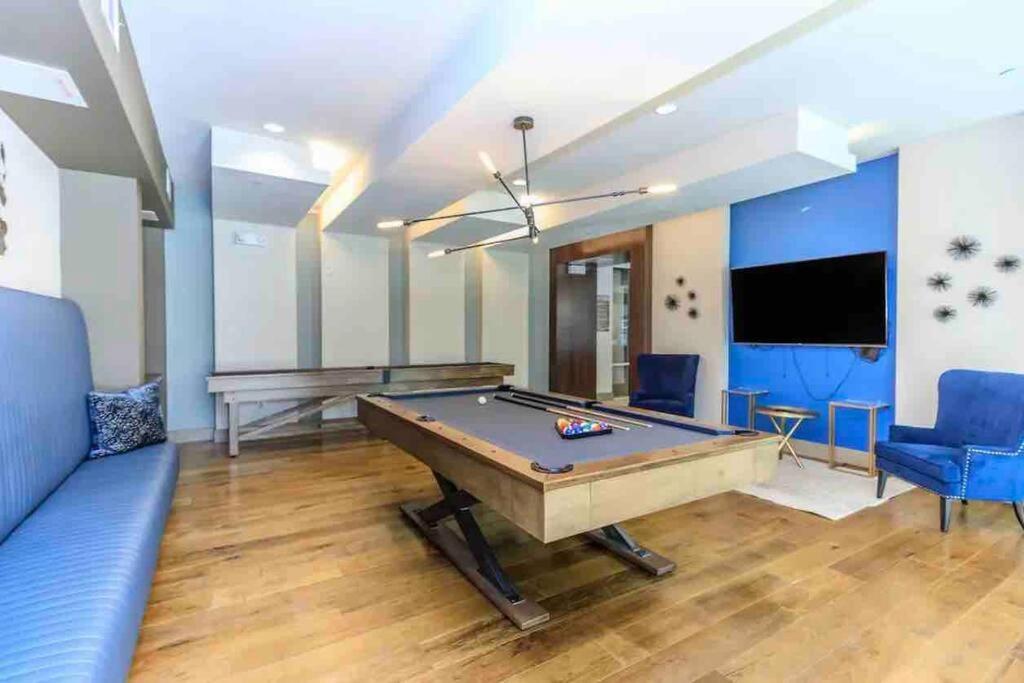 Htown Downtown Oasis Apartment Houston Bagian luar foto